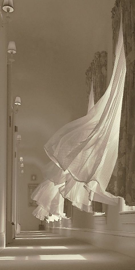 Wind Blowing Curtains, Curtain Blowing In The Wind, Curtains Blowing In The Wind, Fabric In The Wind, Flowy Curtains, Curtains Blowing, Billowing Curtains, Curtain Photography, بيوت ملكية