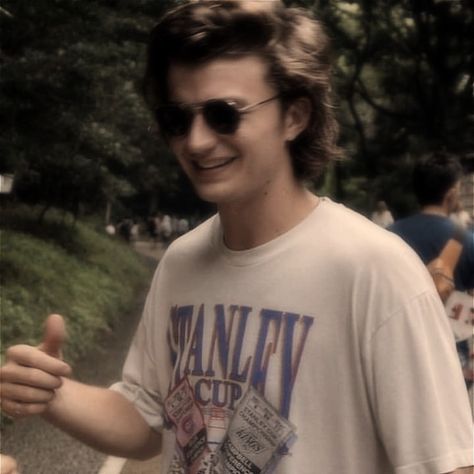 Joe Keery Icons, Joe Keery