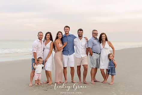 Playa Del Carmen, Beach Family Shoot Ideas, Beach Pictures Large Family, Big Family Beach Pictures Outfits, Beach Large Family Photos Outfits, Large Family Beach Pictures Poses, Large Family Photo Outfits Beach, Outfits For Family Beach Pictures, Large Family Beach Pictures Outfits