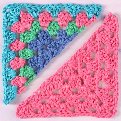 Granny Triangle Pattern, Triangle Granny Square, Granny Square Triangle, Granny Square Bandana, Half Granny Square, Granny Triangle, Crochet Doll Patterns, Granny Square Pattern Free, Crochet Doll Clothes Patterns