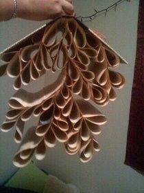 Book Mobile Upcycling, Book Art Tutorial, Book Mobile, Paperclip Crafts, Mobile Project, How To Make Snowflakes, Bird Mobile, Art Models, Book Page Crafts