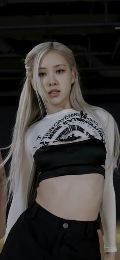 Blackpink Rosé Hot, Rose Pink Venom, Pink Venom Dance Practice, Pink Venom Dance, Rosé Blackpink Pink, Blackpink Rosé Wallpaper, Mighty Mike, Rosé Blackpink Wallpaper, Rose Outfits