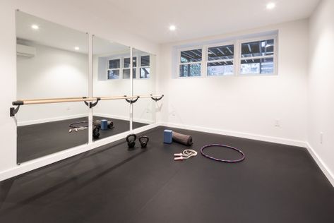 The Best Home Dance Studio and Exercise Space Ideas for Spare Rooms In Home Ballet Studio, Dance Room Ideas In House, Home Ballet Studio, Boho 2024, Dance Room Decor, Dance Studio Floor, Exercise Space, Ballet Room, Dance Studio Design