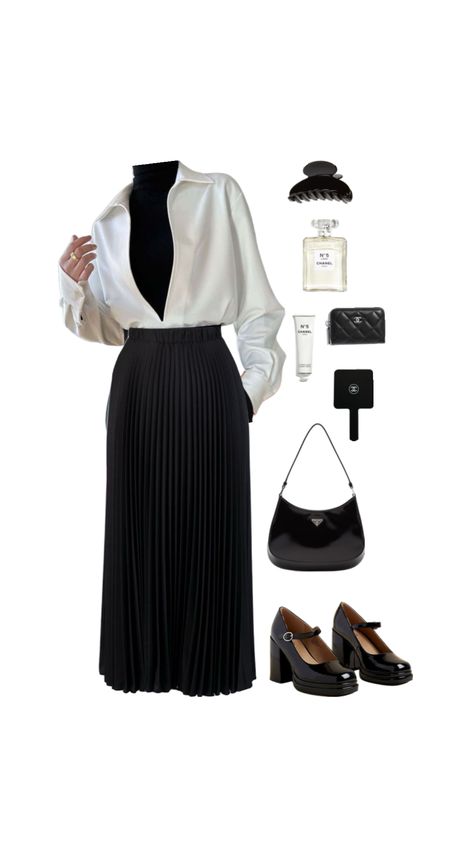 #outfitinspo #outfit #outfits #chanel #blackandwhite #modesty #midestfashion #modestoutfits #church #apostolicpentecostal #fits #buisnessoutfit Chanel, Church Outfits, Casual Church Outfits, Woman Hijab, Modesty Outfits, Outfits Women, Style Classic