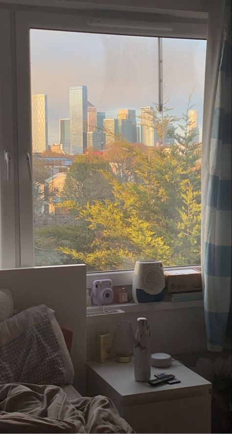 London view from bedroom London, Curtains, London Bedroom, Bedroom View, London View, Bedroom Views, City Vibe, Room Inspo, Sims 4