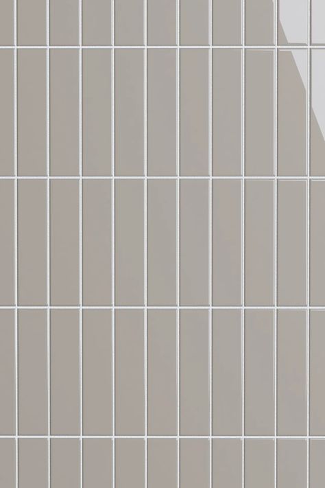 Manufatto Liscio Greige is one in a range of wall tiles, rich with contemporary colour. This tile has great proportion for fitting in a herringbone pattern. We love this range for the contemporary shades and the simple shape. So if you are looking for colour for the kitchen splash back, bathroom or shower, these may be the answer. Manufatto colours are clear and bright, making them an easy choice for any contemporary scheme. Kitchen Materials Texture, Kitchen Tiles Wall Texture, Kitchen Backsplash Tiles Texture, Greige Shower Tile, Colour Tiles Bathroom, Simple Tile Bathroom, Bathroom Tiles Seamless Texture, Greige Bathroom Tile, Bathroom Textured Walls