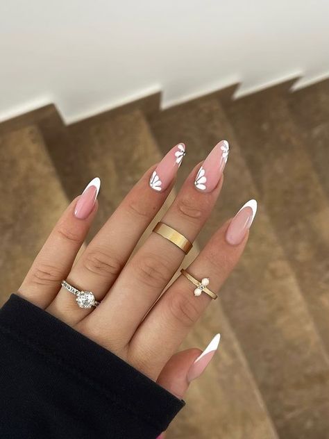 Fancy French Tips Nails, Nails Inspiration White Tip, White Flower Nail Art Floral Design, White Frenchies With Flowers Nails, Fun French Almond Nails, French Tip Nails With Flowers Design, Nails 2024 Flowers, Light Pink With Flower Nails, Fancy French Nails Design