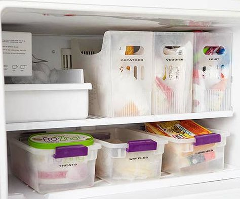 29 Things You Can Do Right Now To Get Your Kitchen Organized Organisation, Deep Freezer Organization, Freezer Storage Organization, Living Simple, Kitchen Apartment, Freezer Organization, House Organisation, Freezer Storage, Small Kitchen Organization