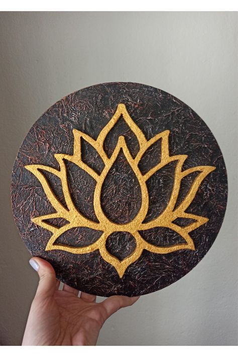 Lotus Wall Decor, yoga Decor, lotus Flower, handpainted lotus Wall Art, #lotusflower #lotuswalldecor #lotuswallart #yogadecor #spiritualdecor #lotussymbol Diy Lotus Wall Hanging, Lotus Lippan Art, Lotus Flower Aesthetic, Lotus Pottery, Lotus Hanging, Bottle Paintings, Flower Wall Design, Chakra Wall Hanging, Hanging Room Decor