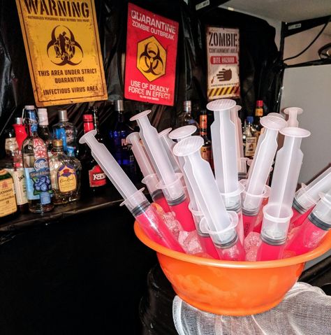 Zombies, Asylum Themed Halloween Party, Zombie Apocalypse Party Ideas, Zombie Apocalypse Halloween Decorations, Disco Zombie, Party Keller, Syringe Jello Shots, Fallout Birthday, Apocalypse Party