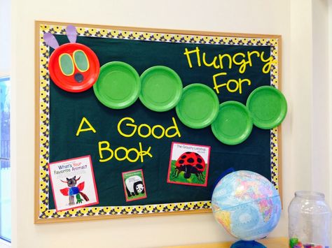 The Very Hungry Caterpillar bulletin board with paper plates from The Crafty Teacher Caterpillar Bulletin Board, Eric Carle Classroom, Book Bulletin Board, Door Bulletin Boards, Kindergarten Bulletin Boards, Library Bulletin Board, Reading Bulletin Boards, Spring Bulletin, Library Book Displays