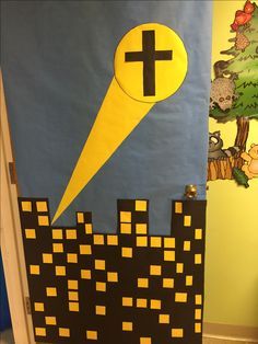 Super Hero Vbs Decorations, Hero Hotline Vbs Decorations, Superhero Vbs Decorations, Superhero Door, Hero Central Vbs, Superhero Vbs, Hero Crafts, Bible Heroes, Superhero Classroom Theme