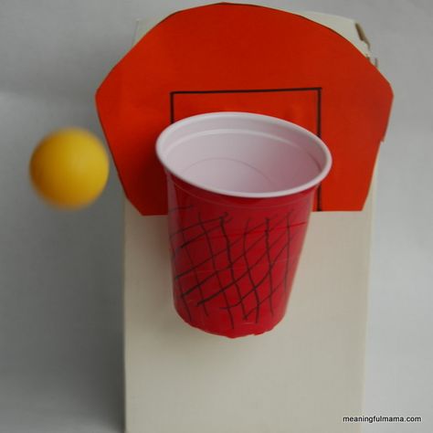 Meaningful Mama: Day #153 - DIY Basketball Game Basketball Project, Basketball Crafts, Diy Basketball, Market Day Ideas, Sports Activities For Kids, Sport Craft, Vbs Crafts, Sports Day, White Glue