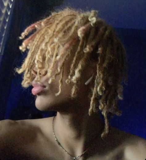 Blond Dreads Men Black, Dreadheads Aesthetic, Blonde Dreads Black Man, Locs Aesthetic Men, Dudes With Dreads, Light Skin With Dreads, Hot Dread Heads, Dreadheads Boys, Cute Dreadheads