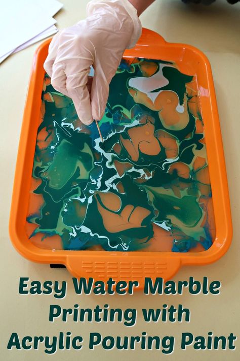 In this fun tutorial, I show you how to make a pretty paper plant with gorgeous, marbled leaves. Mariana, How To Marble Paper, Paper Marbling Techniques, Marble Paper Diy, Leaves Craft, Marbling Paper, Paper Marbling, Marbling Art, Marbling Fabric