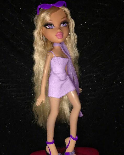 𝙋𝙞𝙣𝙩𝙚𝙧𝙚𝙨𝙩@𝙪𝙙𝙭𝙣𝙩𝙢𝙖𝙩𝙩𝙚𝙧 #purple Bratz Doll Halloween Costume, Bratz Halloween Costume, Bratz Doll Makeup, Black Bratz Doll, Bratz Doll Outfits, Doll Halloween Costume, Brat Doll, Bratz Girls, Bratz Dolls