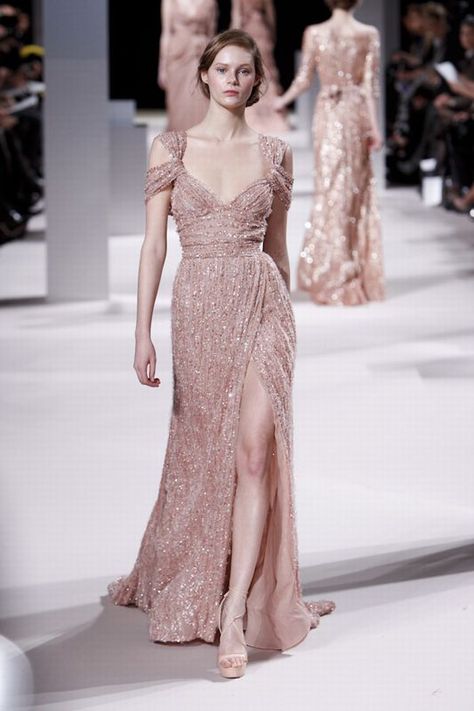 Elie Saab Couture, Dress Dior, Couture Dior, Runway Gowns, Runway Fashion Couture, Fashionable Dresses, Couture Dress, Runway Dresses, Couture Gowns