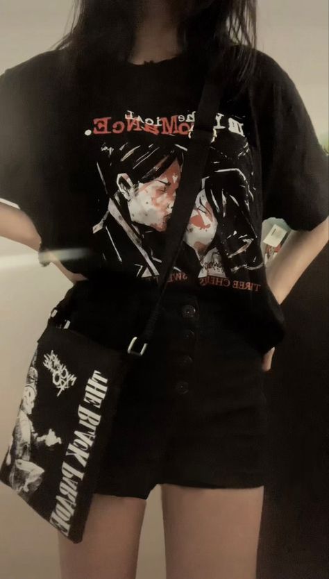 #outfits #mcr #mychemicalromance #outiftinspo #fashion #emo Emo Band Shirt Outfits, Mcr Aesthetic Outfits, My Chemical Romance Shirt Outfit, My Chemical Romance Aesthetic Outfits, Ptv Concert Outfit Ideas, Preppy Emo Outfits, Mcr Shirt Outfit, Emo Outfits With Shorts, Midwest Emo Aesthetic Clothes