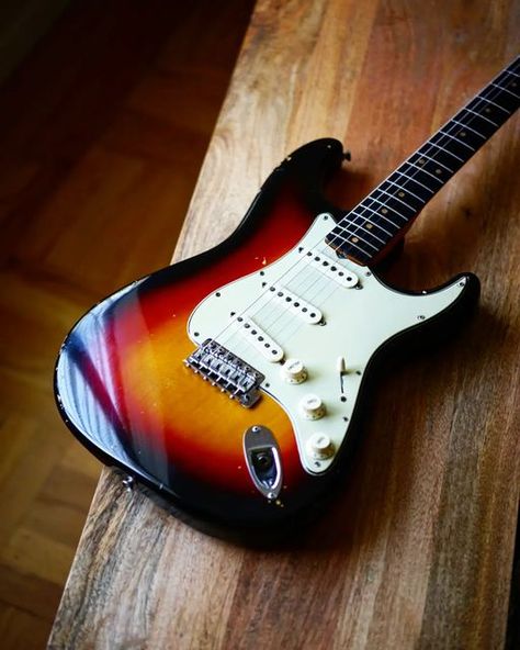 Vintage Frets on Instagram: "It's hard to beat a nice 3-tone Sunburst Stratocaster! May-1964. ✌️🎸" Music, Guitar, Sunburst Stratocaster, Manifest 2024, Fender Guitar, Fender Stratocaster, Cool Guitar, It's Hard, Electric Guitar
