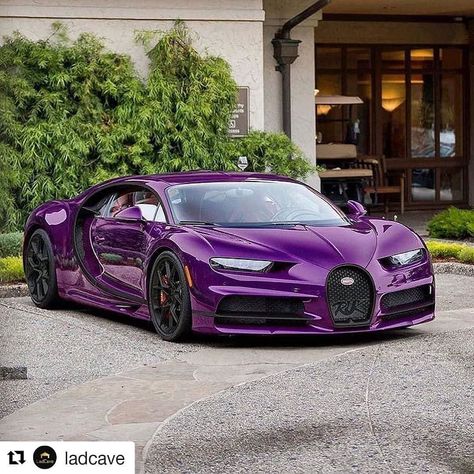 purple chiron Purple Bugatti, Purple Cars, Super Car Bugatti, Purple Car, Gt Cars, Bugatti Cars, Weird Cars, Bugatti Chiron, Super Luxury Cars