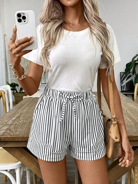 Black and White Casual Collar  Knitted Fabric Striped Track Shorts Embellished Slight Stretch  Women Clothing Striped Shorts Outfit Summer, White Shorts Outfit Summer, Outfits 30s, Striped Shorts Outfit, Shorts For Summer, Summer Shorts Outfits, Women Shorts, Flowy Shorts, Track Shorts