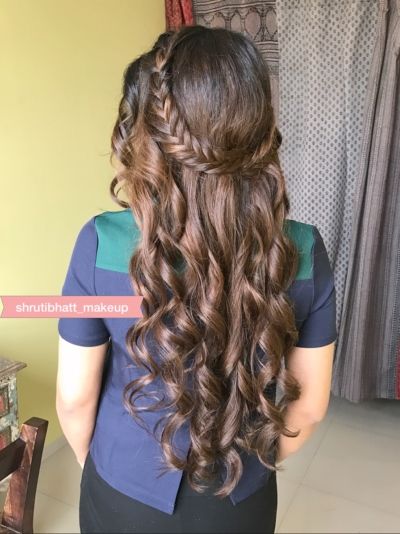 Face Designeiry Open Hairstyle, Open Hair, Engagement Hairstyles, Bridal Braids, Bridal Hair Buns, Hair Upstyles, Open Hairstyles, Hair Braid Videos, Long Hair Wedding Styles