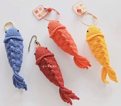 Fish Crochet Pattern Free, Fish Pattern Design, Fish Amigurumi, Crochet Fish Patterns, Pattern Design Ideas, Keychain Ideas, Crochet Fish, Crochet Keychain Pattern, Fish Pattern