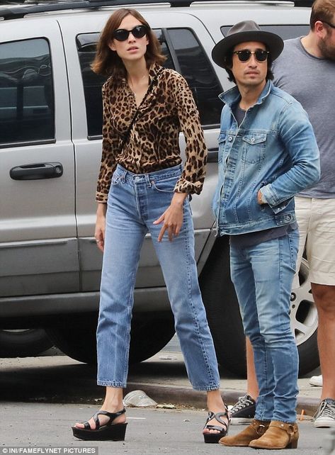 Into the wild: Alexa Chung, 32, channelled her wild side as she headed out with pals in New York, on Saturday, in a striking buttoned down leopard-print shirt Printed Shirt Outfit, Alexa Chung Style, Estilo Denim, Leopard Blouse, Leopard Print Shirt, Leopard Print Blouse, Leopard Print Top, Celebrity Street Style, Street Style Chic