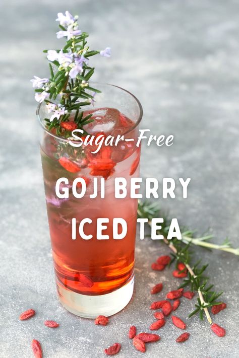 When it comes to tea, this is one of my favorites to make. This yummy, refreshing and antioxidant rich goji berry tea is sure to give you major Gwyneth Paltrow vibes. Add fresh herbs like mint for an added burst of flavor. Recipes With Goji Berries, Goji Berries Recipes, Yea Recipes, Antioxidant Recipes, Goji Berry Tea, Berry Iced Tea, Goji Berries Benefits, Meta Boost, Iced Tea Recipes Healthy