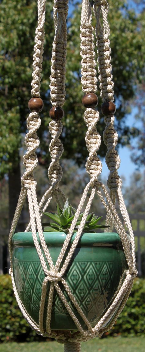 CIRQUE - Handmade Macrame Plant Hanger with Wood Beads - 6mm Braided Poly Cord in PEARL Modern Hippy, Apartment 70s, Backyard Apartment, Metal Plant Hangers, Hanger Plant, Garden Apartment, Hanger Holder, Modern Hippie, Hanger Diy
