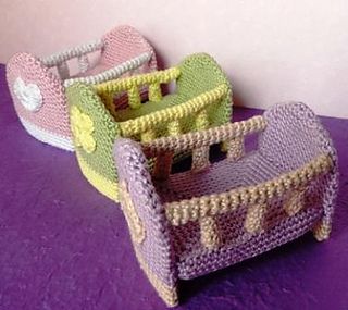 s Crochet Crib, Crochet Furniture, Accessoires Barbie, Doll Crib, Crochet Fairy, Crochet Barbie Clothes, Mini Crib, Barbie Patterns, Crochet Doll Clothes