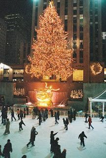 Rockefeller skate rink <3 Greenwich Village, Rockefeller Center Ice Skating, Konst Designs, Voyage New York, Nyc Christmas, New York Christmas, Rockefeller Center, Nova York, Holiday Colors