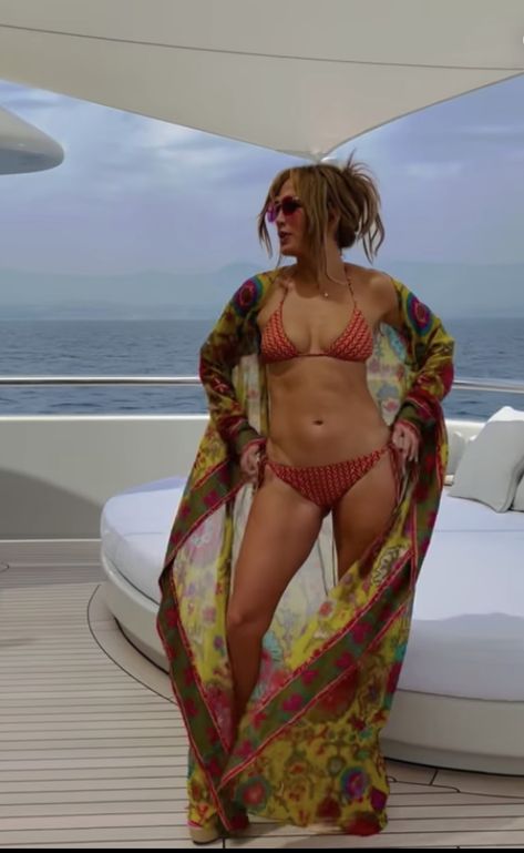 Jlo boat Summer Bikinis, Jlo Body, Leo Queen, 52 Birthday, 50 & Fabulous, Vacation Looks, Cute Bikinis, Body Inspiration, Style Crush