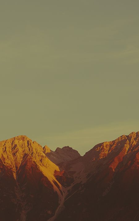 Vintage Mountains | Photography by schwebewesen photography #mountains #austria #beautiful #meditation #wallpaper #vintage #nature #landscape #colourful #abstract #graphical #alps #alpine #hiking Bonito, Vintage Mountain Photography, Mountain Nature Aesthetic, Vintage Nature Photos, Retro Mountain Aesthetic, Vintage Mountain Aesthetic, Vintage Aesthetic Landscape, Nature Aesthetic Vintage, Nature Vintage Aesthetic