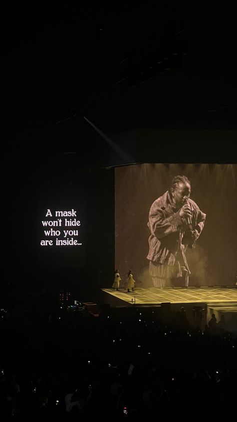 Be Real Aesthetic, Kendrick Wallpaper, Kendrick Lamar Concert, Aesthetic Concert, Desain Editorial, Rap Wallpaper, Motiverende Quotes, Music Wallpaper, Foto Ideas Instagram