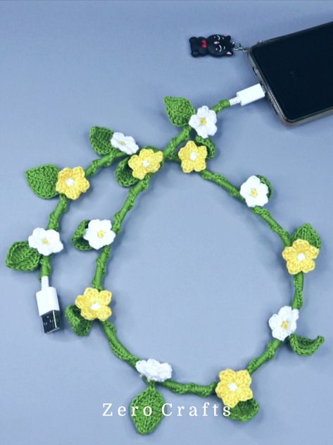 In this video, I demonstrated how to crochet a daisy charging cable cover in detail. This crochet daisy cable cover is so easy and beautiful!! The pattern belongs to me. #crochetcablecover #cablecover #crochetdaisy #crochetivy #easycrochet Crochet Ideas Easy, Crochet Fairy, Cable Cover, Easy Patterns, Textile Art Embroidery, Crochet Cord, Crochet Braid Styles, Crochet Bag Pattern Free, Crochet Cable