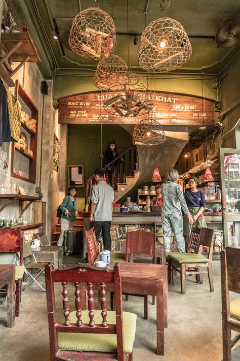 a café guide to Hanoi, Vietnam: where to find quirky cafés, prime work spaces, + the very best coffee — silly.little.kiwi Cottagecore Steampunk, Rustic Coffee Shop, Vintage Coffee Shops, Rustic Cafe, Bookstore Cafe, Themed Cafes, Cafe Shop Design, Coffee Shops Interior, Vintage Cafe