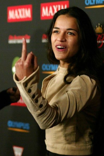 Michelle Rodrigues ♣️Fosterginger.Pinterest.Com♠️ More Pins Like This One At FOSTERGINGER @ PINTEREST No Pin LimitsFollow Me on Instagram @  FOSTERGINGER75 and ART_TEXAS Michelle Rodriguez, Humour, Vin Diesel, Letty Fast And Furious, Fast And Furious Letty, Flipping Off, Dom And Letty, I Salute You, Oh My Goddess