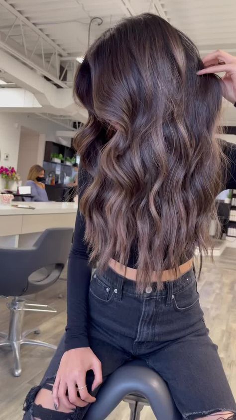 Brunet Hair Colors, Hair Color Inspiration Brunette, Different Color Brunettes, Dark Hair Beleyage, Hair Inspo Color Brunettes Long, Macchiato Brown Hair Color, Balayage Hair For Brown Hair, Hair Color Ideas For Brunettes Long, Hair Color For Pale Skin Brown Eyes