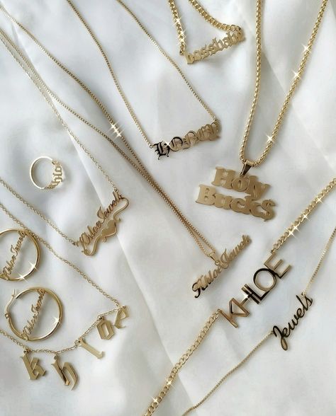 Necklace Name Design, Types Of Skin, Bamboo Earrings, Gold Name Necklace, Dangle Necklaces, Dope Jewelry, Girly Accessories, Gold Choker Necklace, Worth The Wait