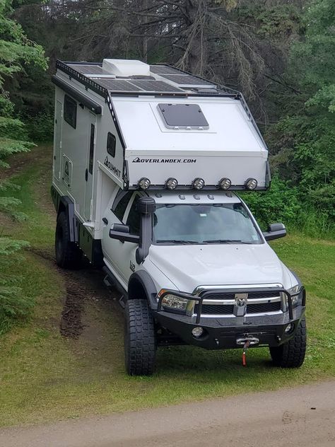 Overland Van, Camping 4x4, Overland Camper, American Expedition Vehicles, Slide In Truck Campers, Camper Flooring, Pop Up Truck Campers, Homemade Camper, Camper Build