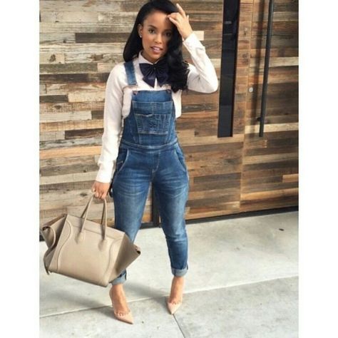 Wifey Blueprint Wearing Overalls, Clothes 2023, Looks Jeans, School Daze, Moda Chic, Elegante Casual, Mode Casual, Mode Chic, Mode Style