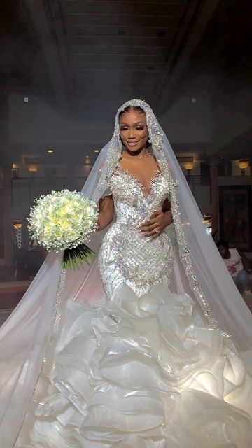 Princess Wedding Dress Black Bride, Wedding Gowns Black Women, Bridal Train Dresses Nigeria, Dream Wedding Ideas Dresses The Bride, Matopeda Wedding Dress, Nigeria Wedding Gown Styles, Wedding Dress On Black Women, Bridal Train Styles In Nigeria, Mermaid Wedding Dress Black Bride