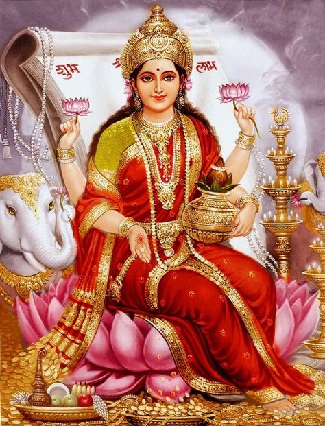 Saraswati Murti, Lakshmi Photos, Goddess Mahalakshmi, Shiva Hindu, Saraswati Goddess, Goddess Sculpture, Shakti Goddess, Durga Images, Shiva Parvati Images