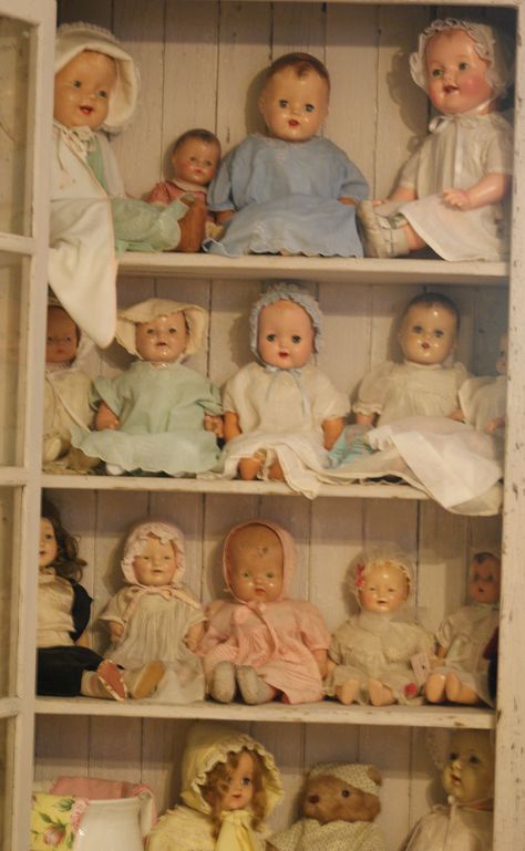 Composition Dolls, Doll Display, Old Dolls, Creepy Dolls, Shabby Vintage, Dollhouse Dolls, Antique Toys, Vintage Doll, Old Toys