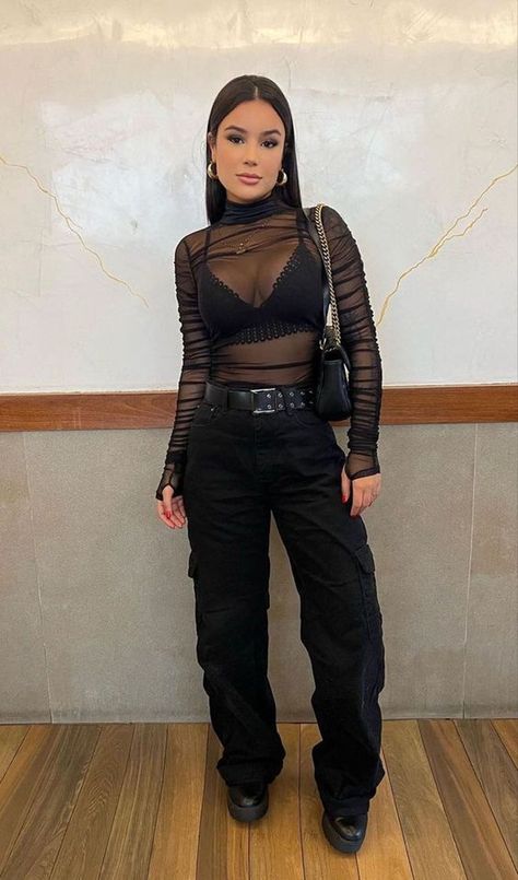 30 Rave Outfits Women You Need to Wear 2024 What To Wear To A Rave Concert, Theory Of A Deadman Concert Outfit, House Music Aesthetic Outfit, Mesh Pants Outfit Festival, Cargo Pant Festival Outfit, Streetwear Rave Outfit, Winter Techno Outfit, Black Music Festival Outfit, Festival Outfit Cargo Pants