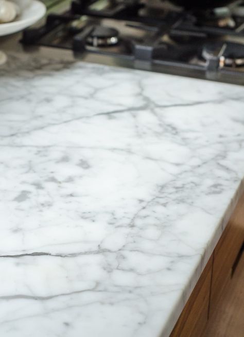 Carrera Marble Kitchen, Marble Bar Top, Countertops Wood, Kitchen Concrete, Replacing Kitchen Countertops, Marble Countertops Kitchen, Cheap Countertops, Formica Countertops, Marble Bar