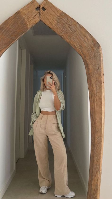 Nuetral Pallete Outfits Spring, Cheugy Outfits, Chubby Girl Outfits, Laura Jade Stone, Elegante Casual, Fashion 2023, Current Fashion, Mode Ootd, Outfits Verano