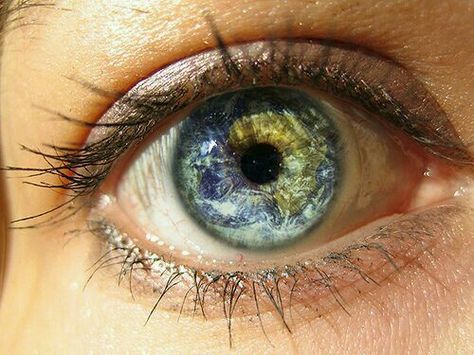 Earth eye Amazing Eyes, Most Beautiful Eyes, Look Into My Eyes, Human Eye, Gorgeous Eyes, Bright Eyes, Her Eyes, Eye Art, Pretty Eyes