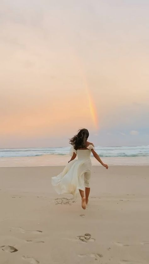 Nature, Woman Dancing Aesthetic, Woman Walking On Beach, Walking On A Dream, Motion Images, Travel Infographic, Dancing Aesthetic, Beach Photography Poses, Sunset Pics